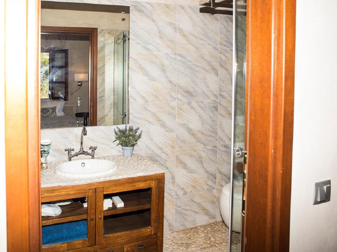 Limeni Inn Boutique Hotel Adults Only 12Plus Ngoại thất bức ảnh