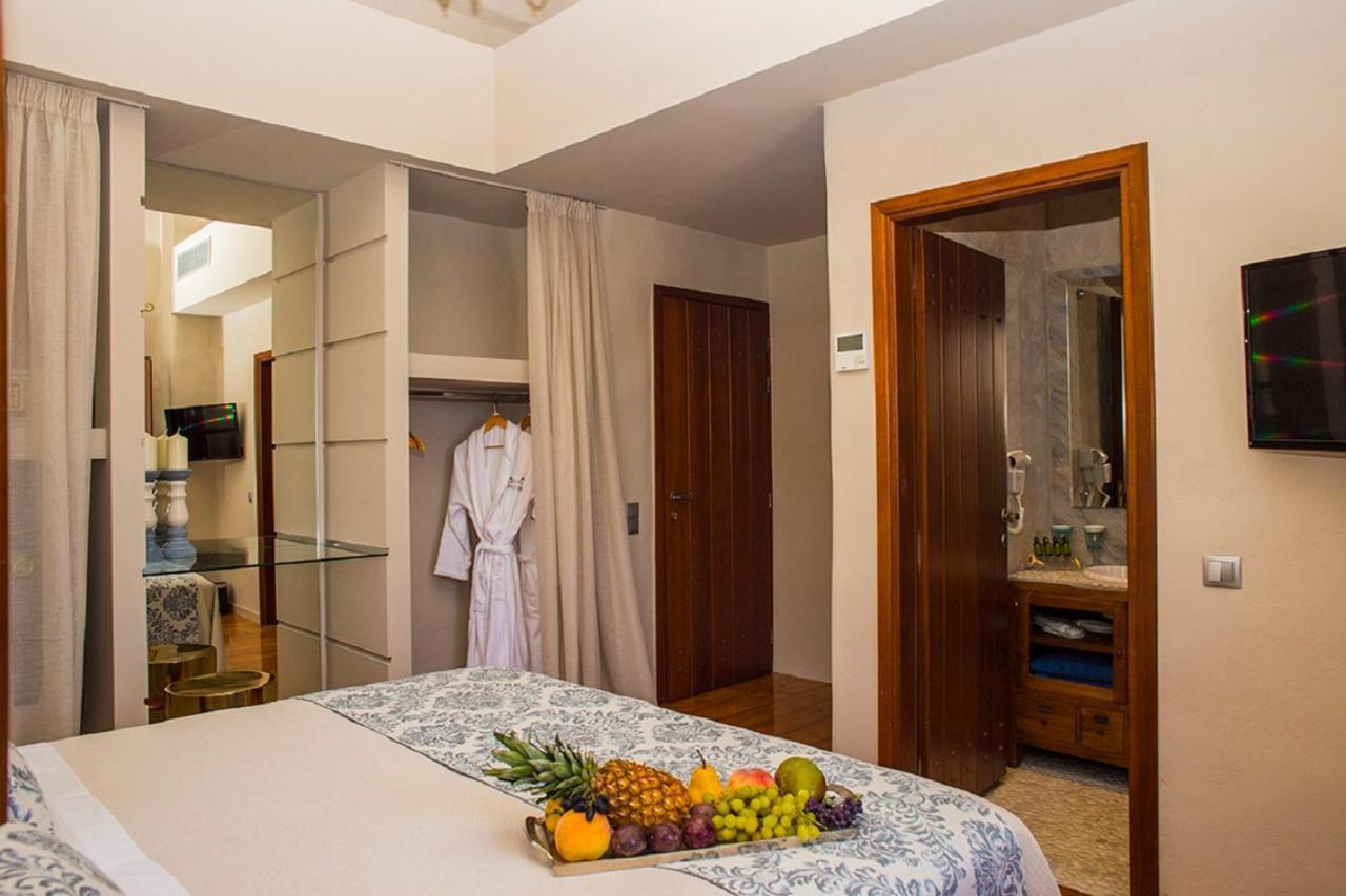 Limeni Inn Boutique Hotel Adults Only 12Plus Ngoại thất bức ảnh